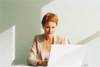 《地下城与勇士：决斗》“暗刃”演示 12月18-20日公测